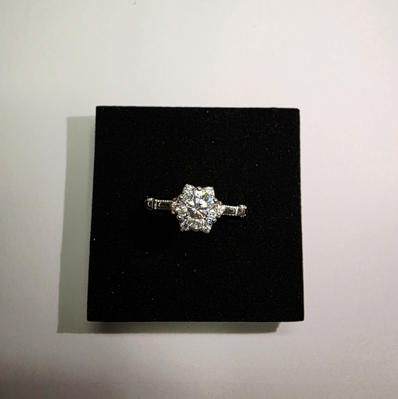 Engagement Ring 1CT Size 9 Moissanite in Solid Silver - Picture 1 of 7